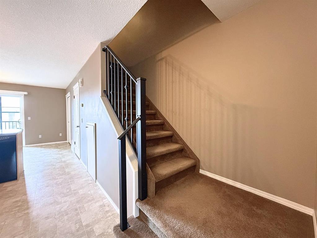 306 Northlands Pointe NE