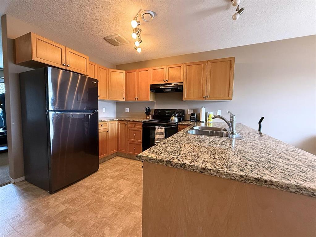 306 Northlands Pointe NE