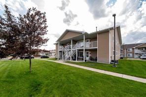 6 Northlands Lane NE, Medicine Hat