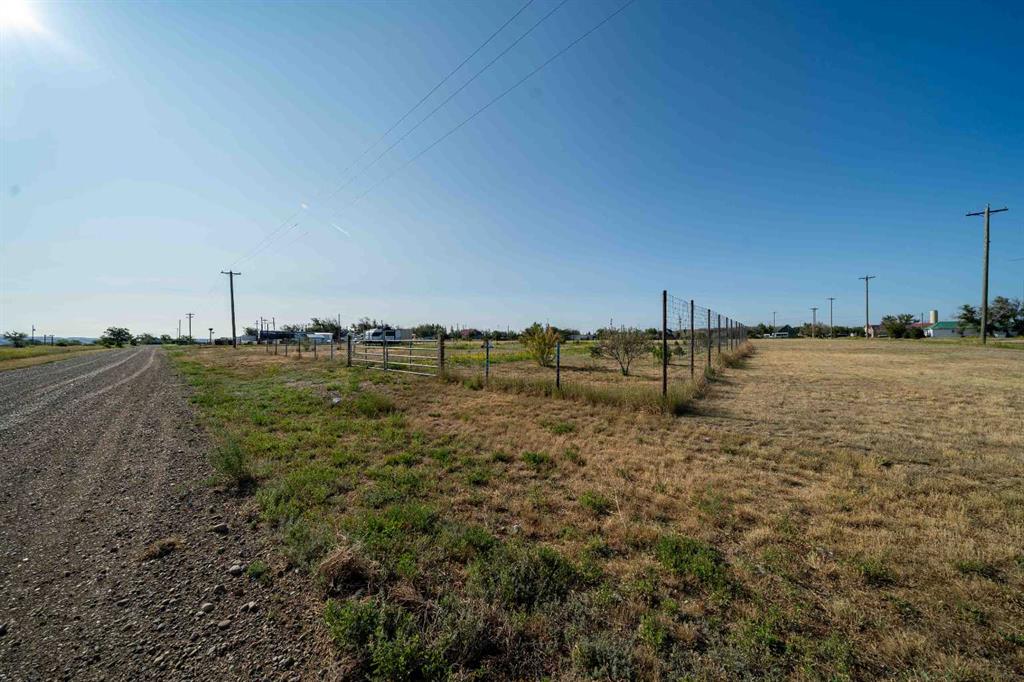  209 Railway Avenue W  , Rural Acadia No. 34, M.D. of