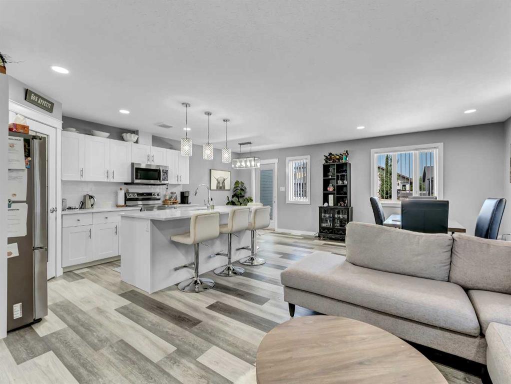 128 Somerside Road SE