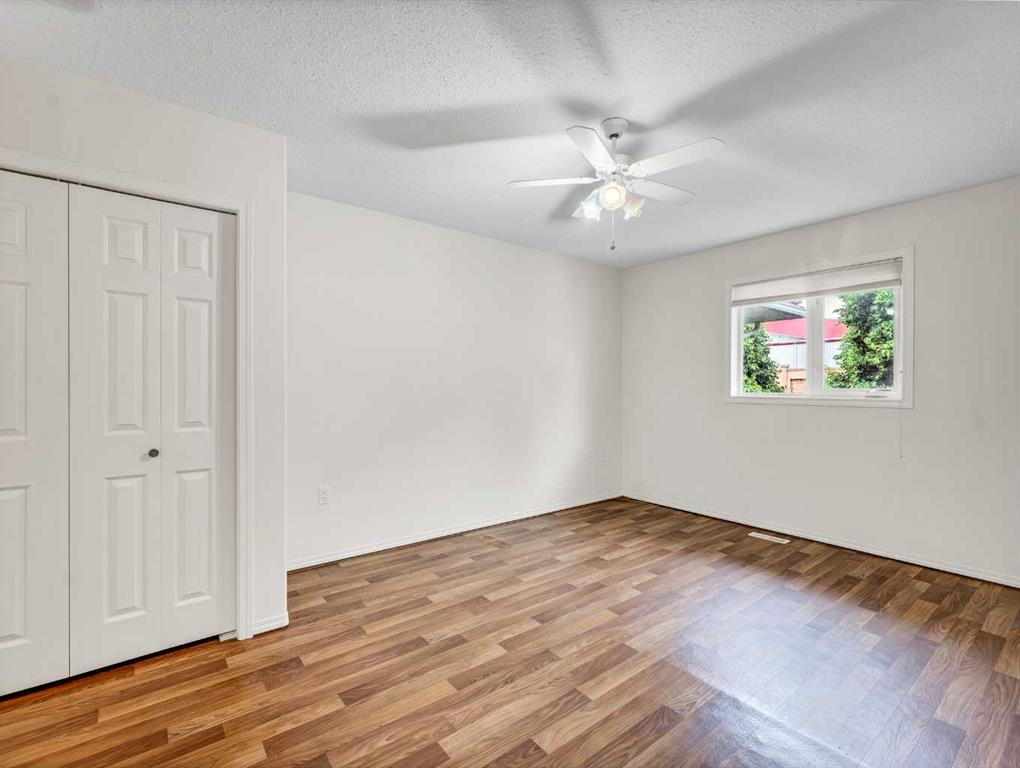 210 Park Meadows Lane SE