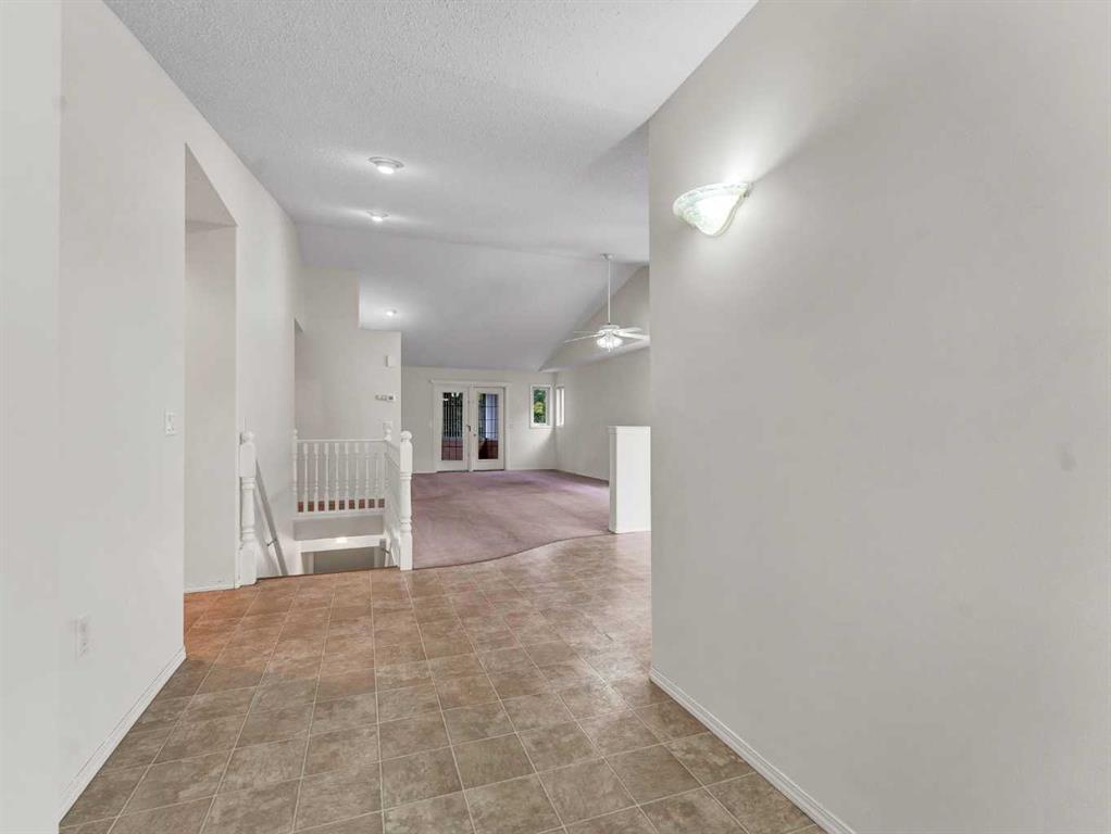 210 Park Meadows Lane SE