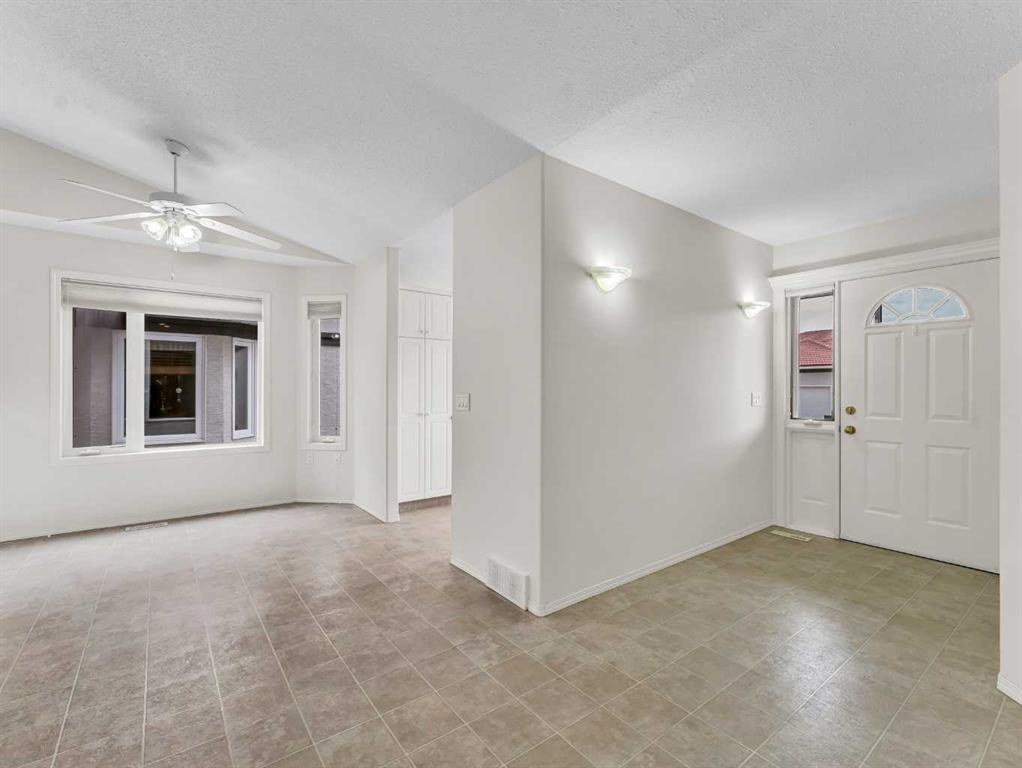 210 Park Meadows Lane SE