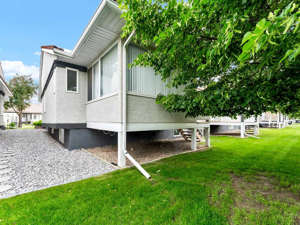 210 Park Meadows Lane SE