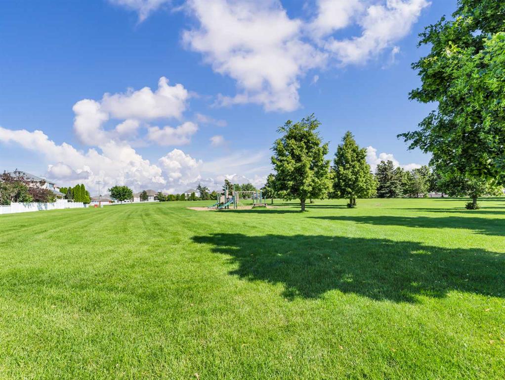 210 Park Meadows Lane SE