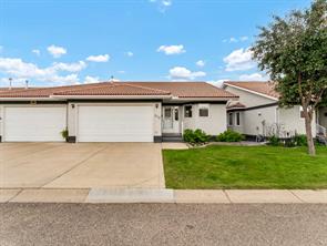 210 Park Meadows Lane SE, Medicine Hat