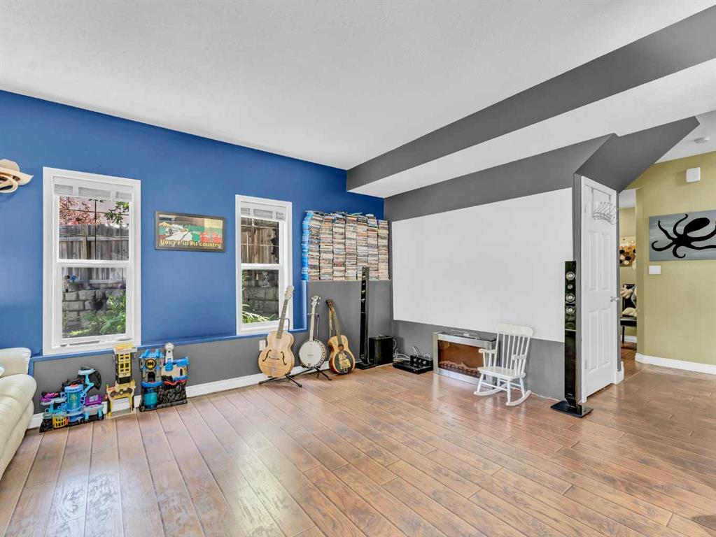 352 East 8 Avenue 