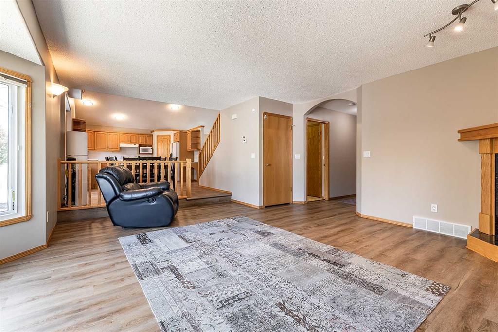 31 Sage Close SE
