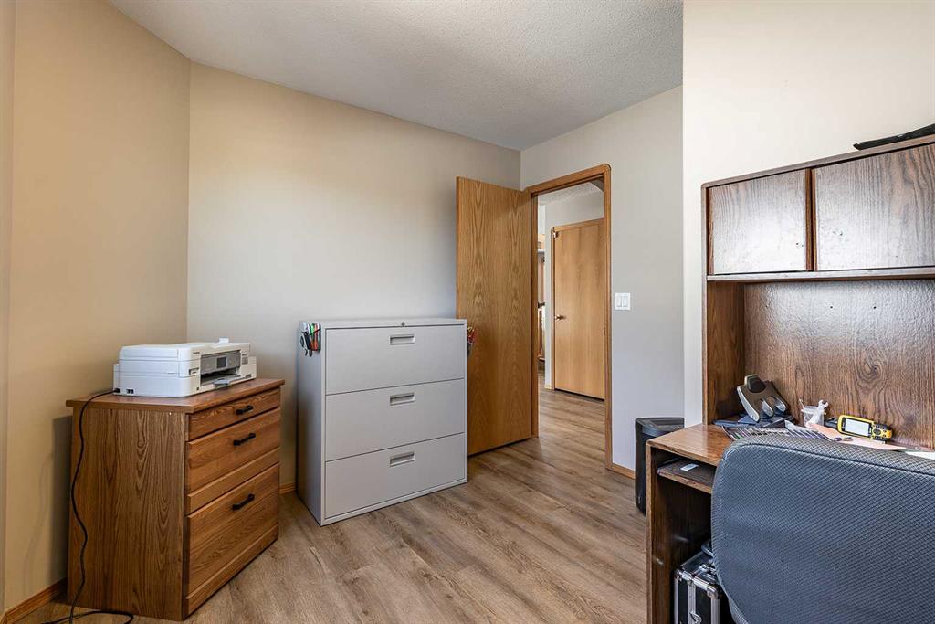 31 Sage Close SE