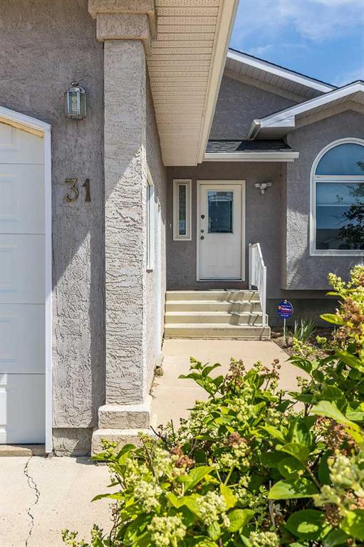 31 Sage Close SE