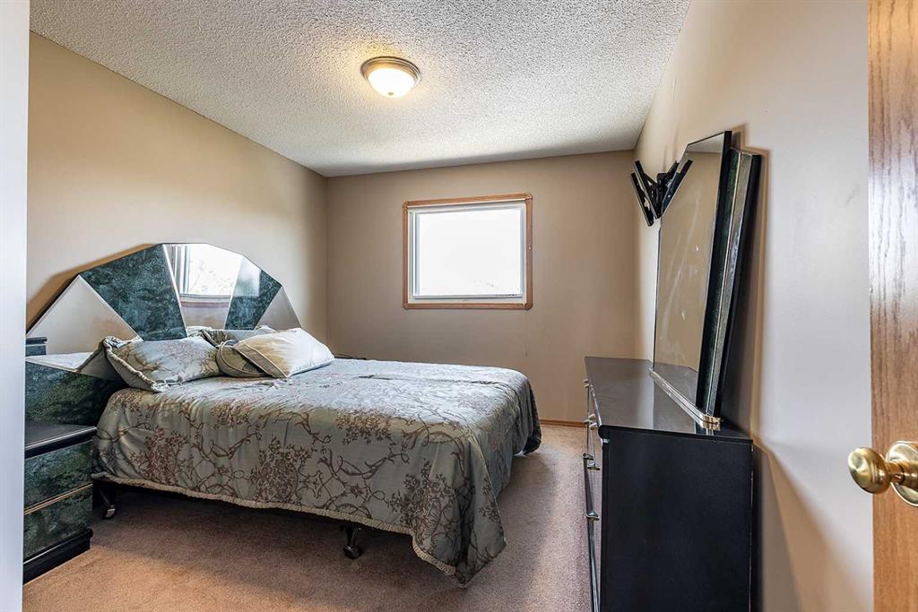 31 Sage Close SE