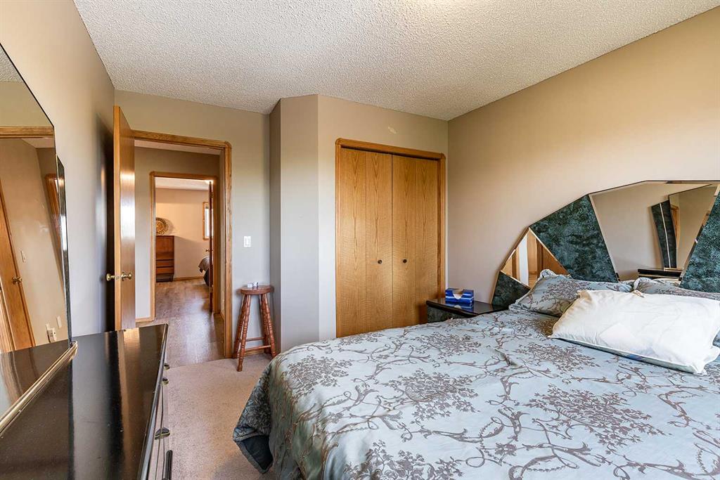 31 Sage Close SE