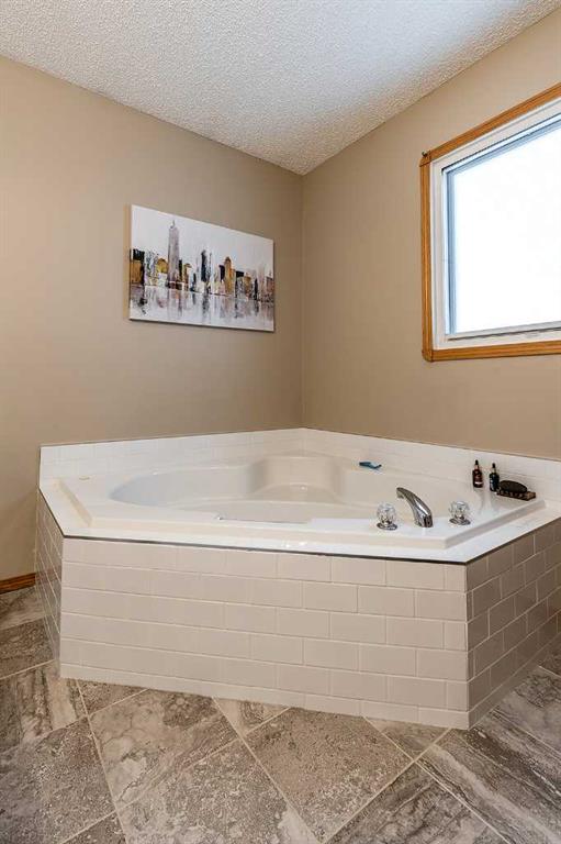 31 Sage Close SE