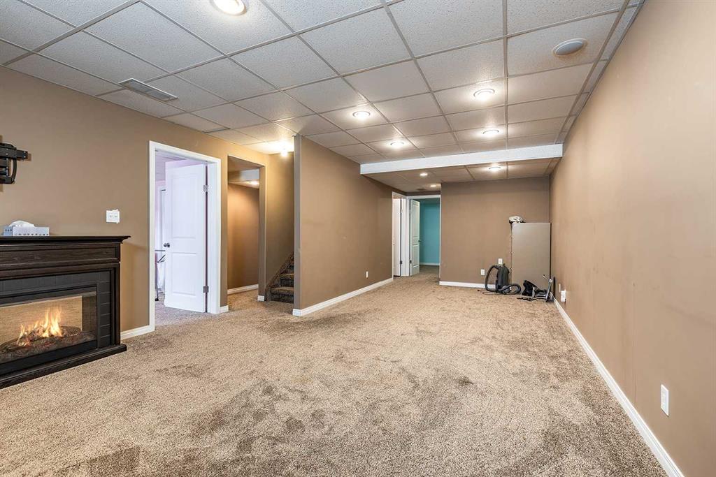 31 Sage Close SE