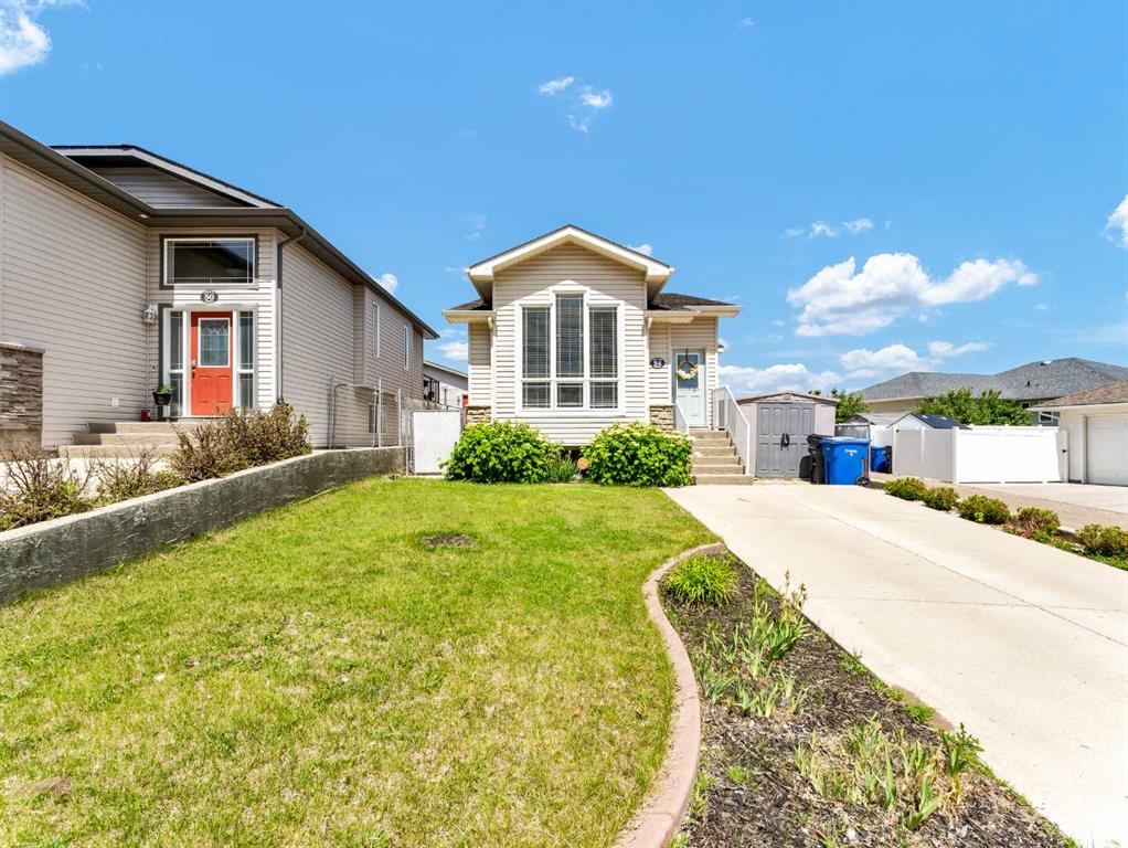54 Terrace View NE