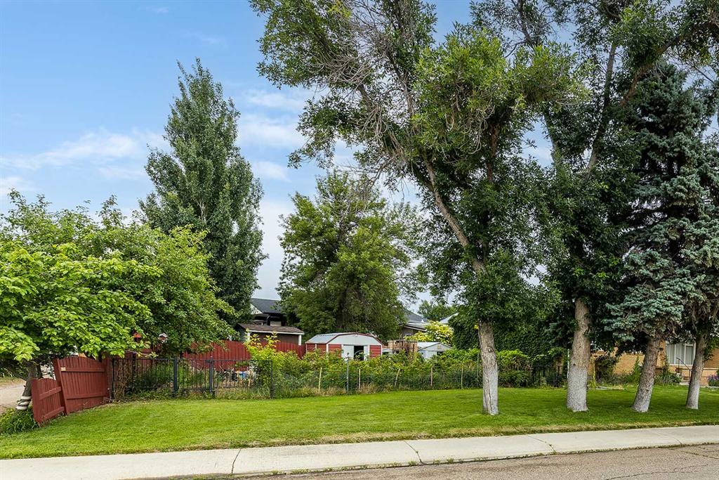 701 McCutcheon Drive NW