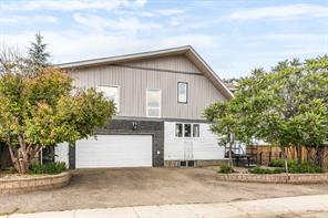 914 3 Street SW, Redcliff