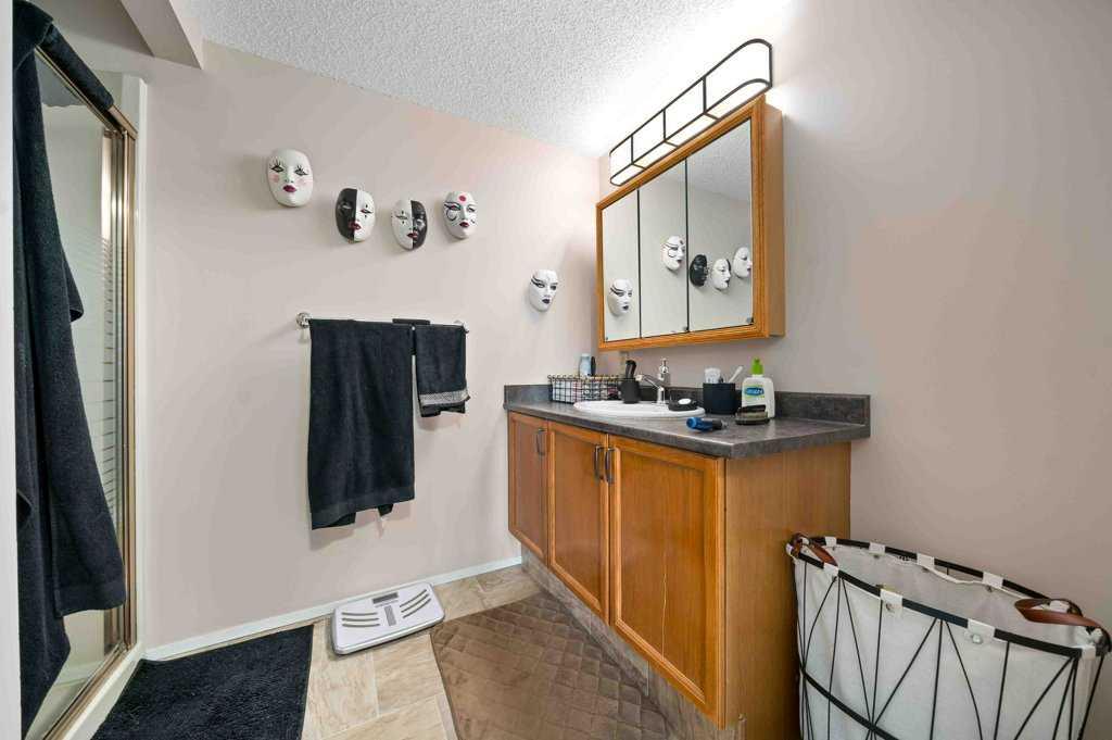 #235 1480 Southview Drive SE