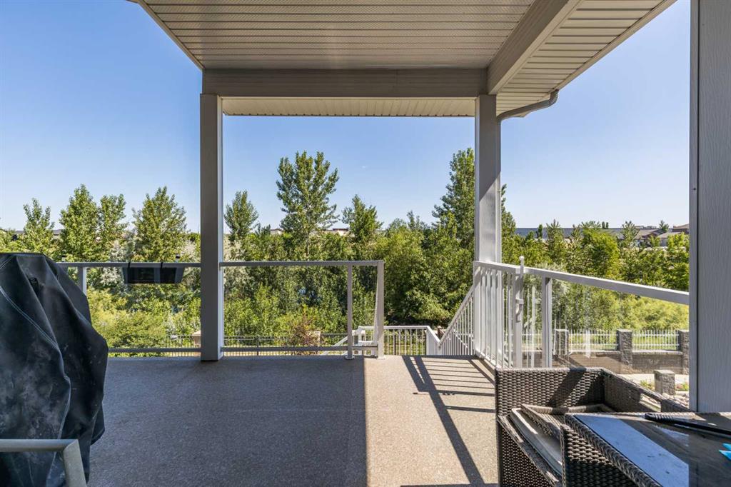 376 Somerside Crescent SE