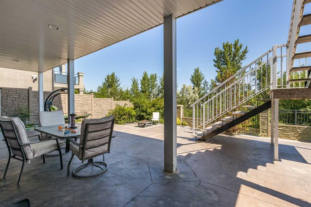 376 Somerside Crescent SE