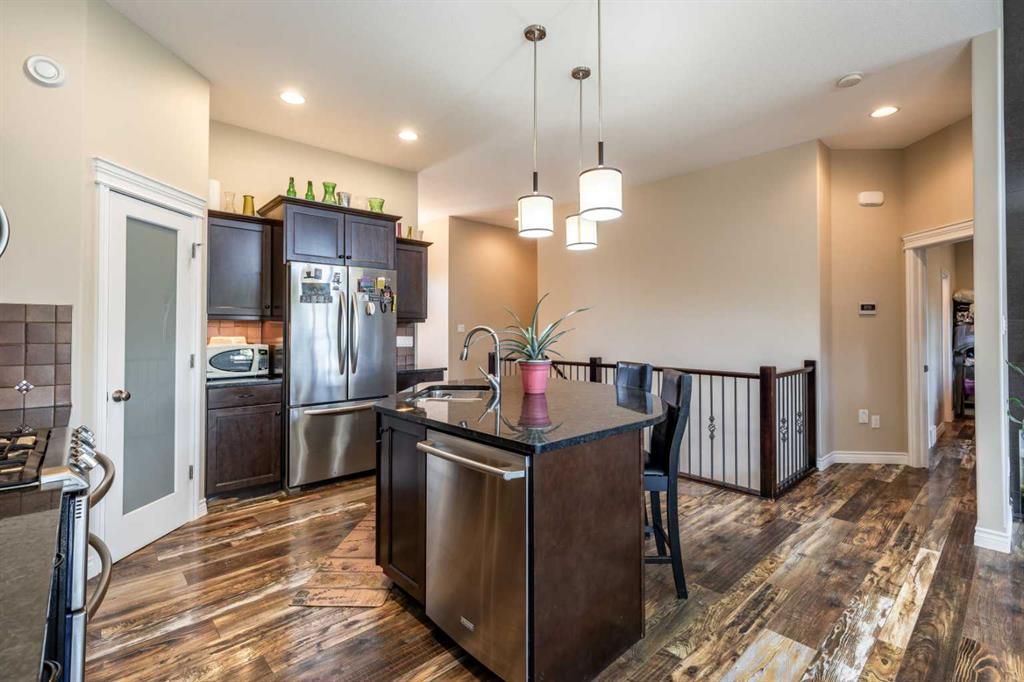 376 Somerside Crescent SE