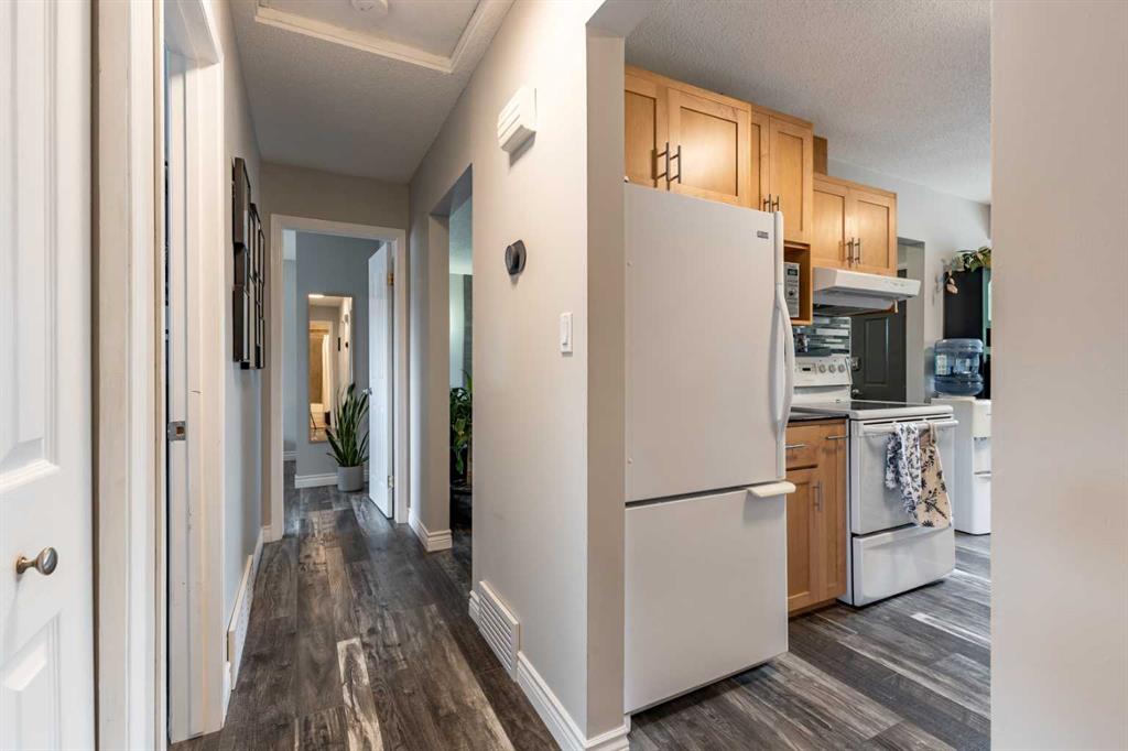48 Corbitt Way SE