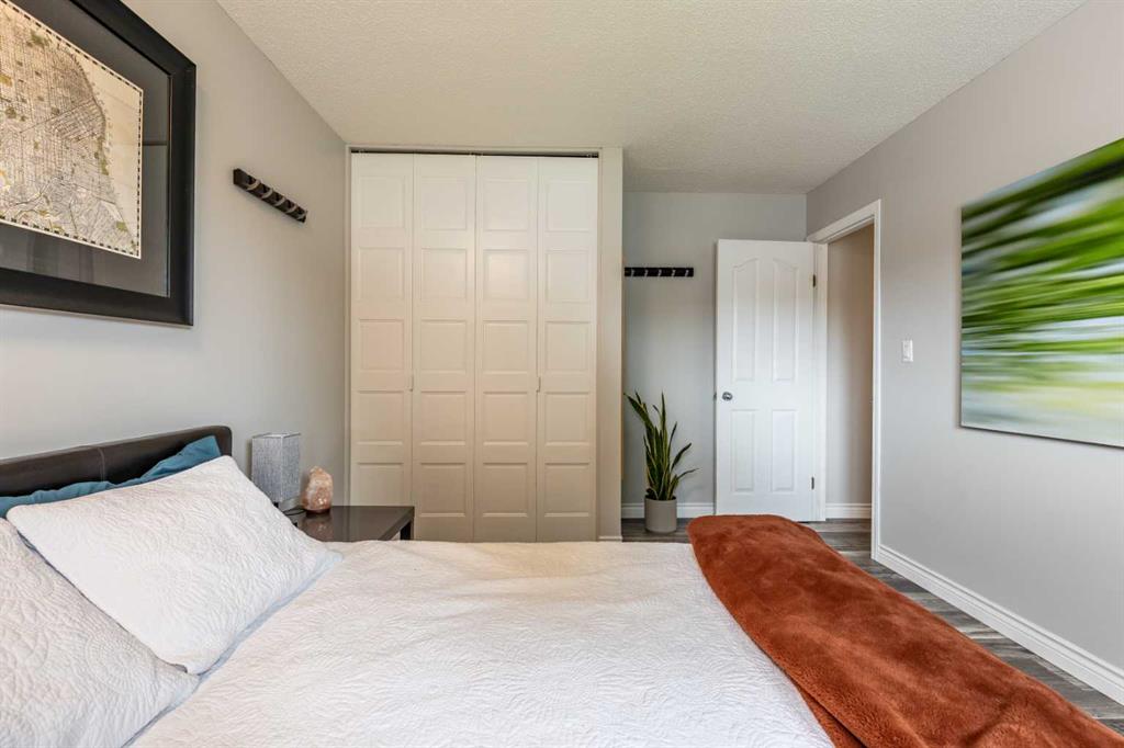 48 Corbitt Way SE