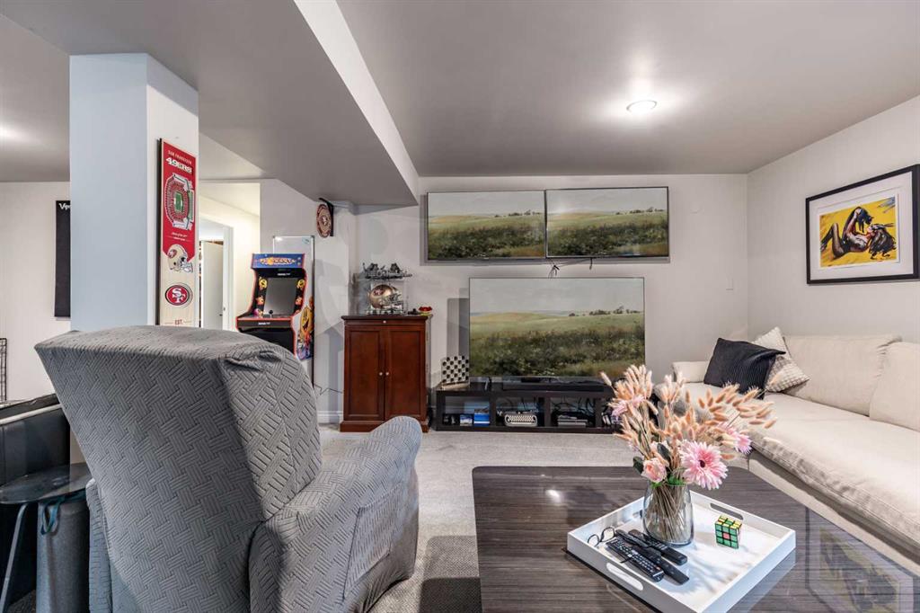 48 Corbitt Way SE
