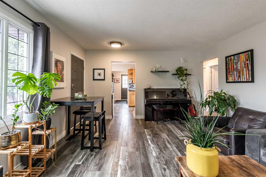48 Corbitt Way SE