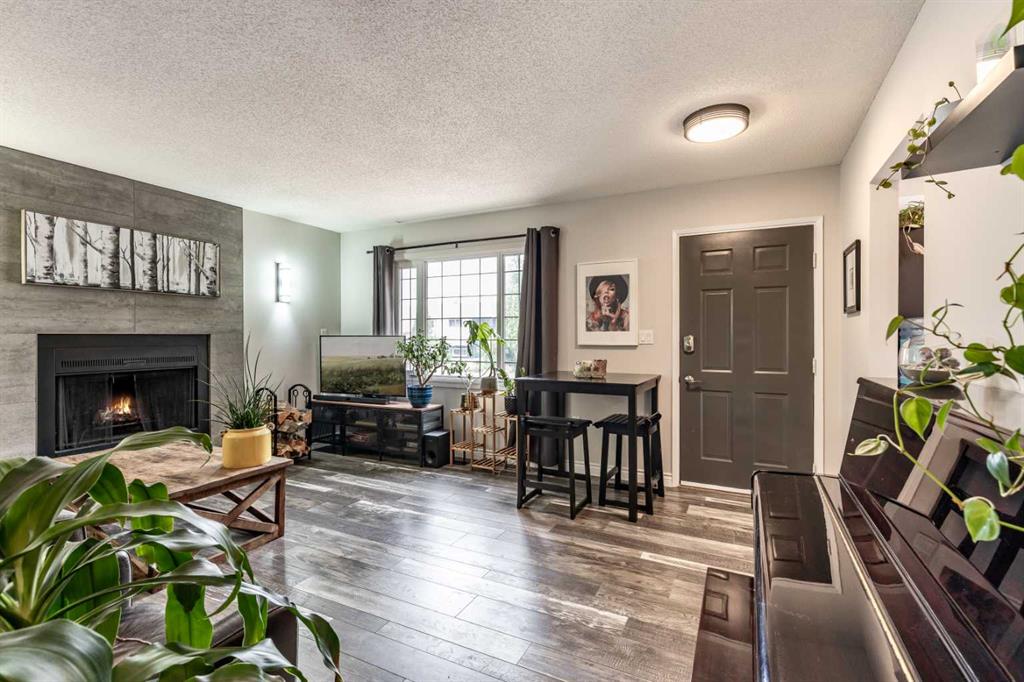 48 Corbitt Way SE