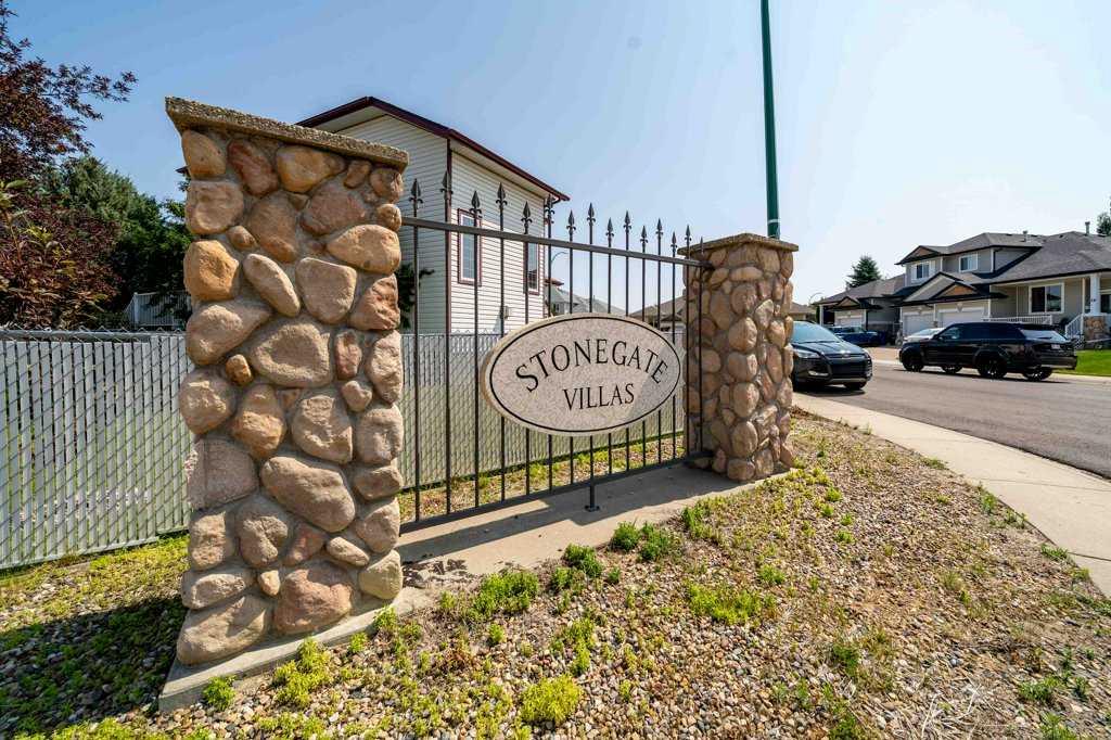 25 Stonegate Crescent SE