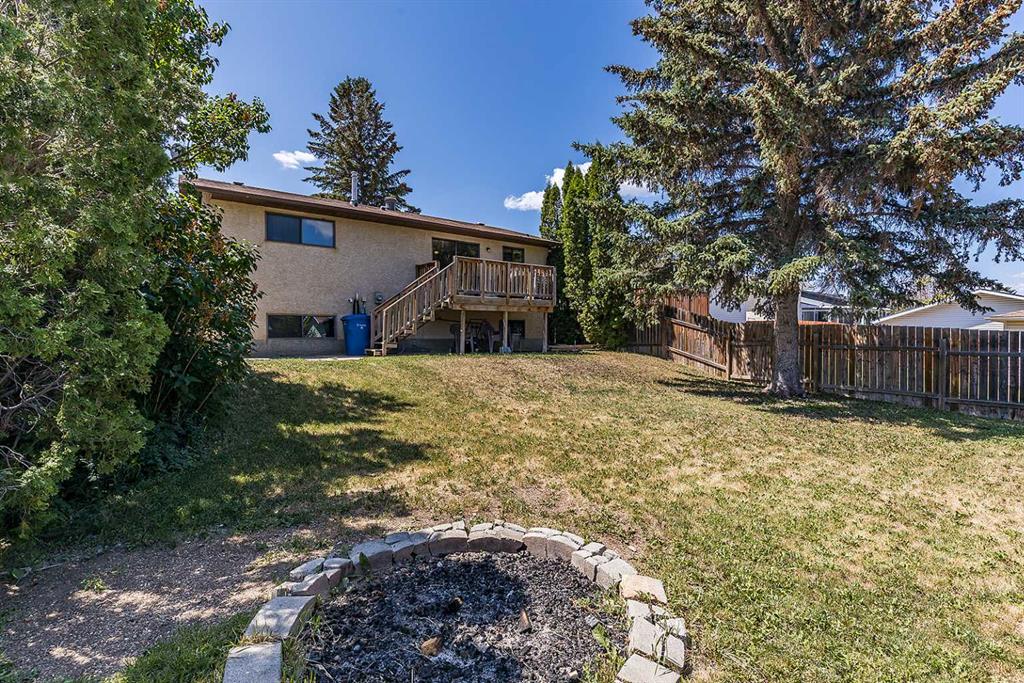 208 Sprague Way SE