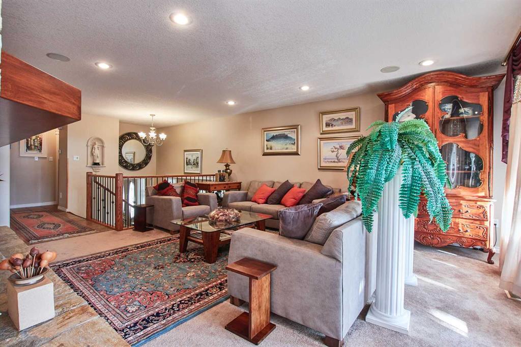 1212 Parkview Drive NE