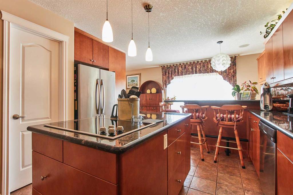 1212 Parkview Drive NE