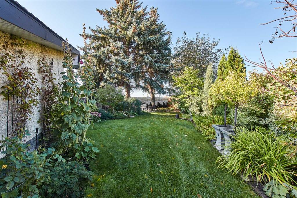 1212 Parkview Drive NE