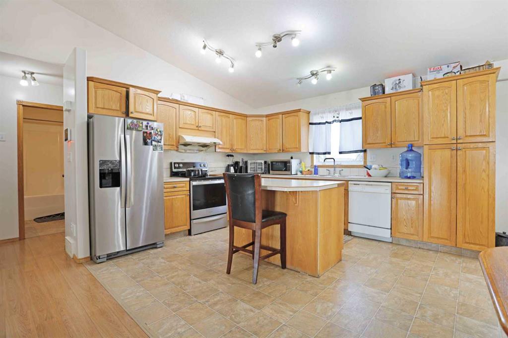 12 Upland Place W