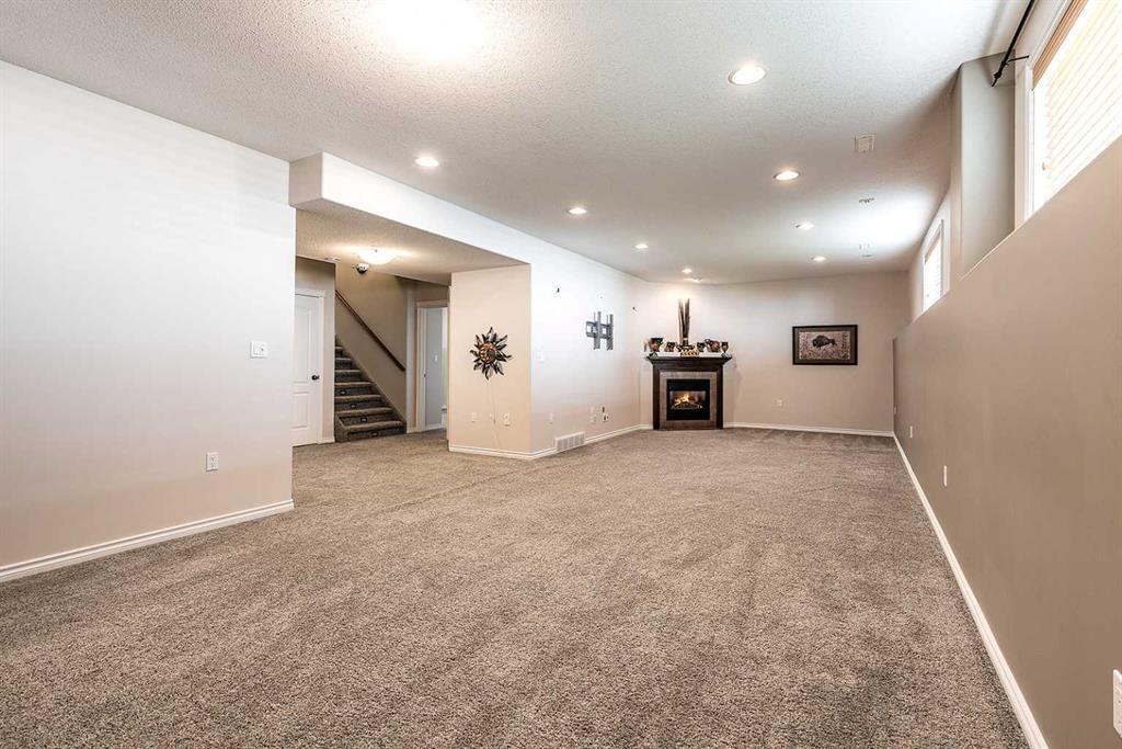233 Somerset Way SE