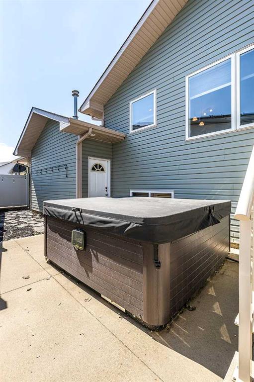 233 Somerset Way SE