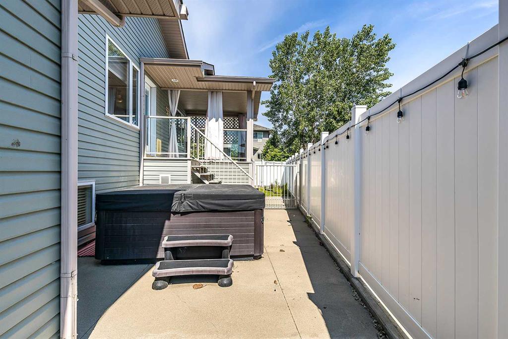 233 Somerset Way SE