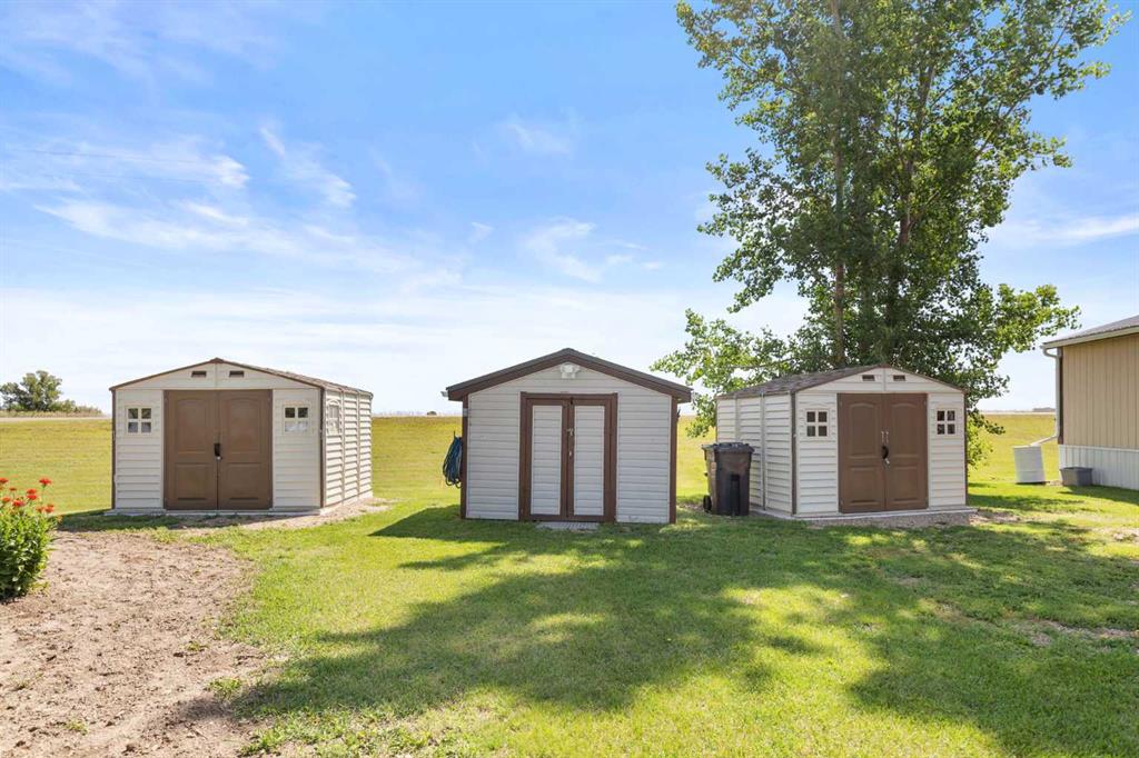 17 & 18 Roseglen Drive 