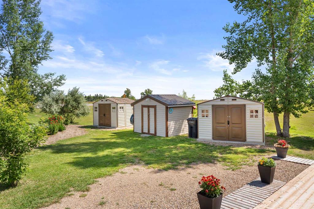 17 & 18 Roseglen Drive 