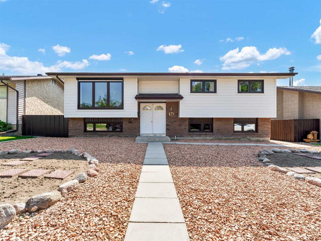 2179 8 Avenue NE, Medicine Hat
