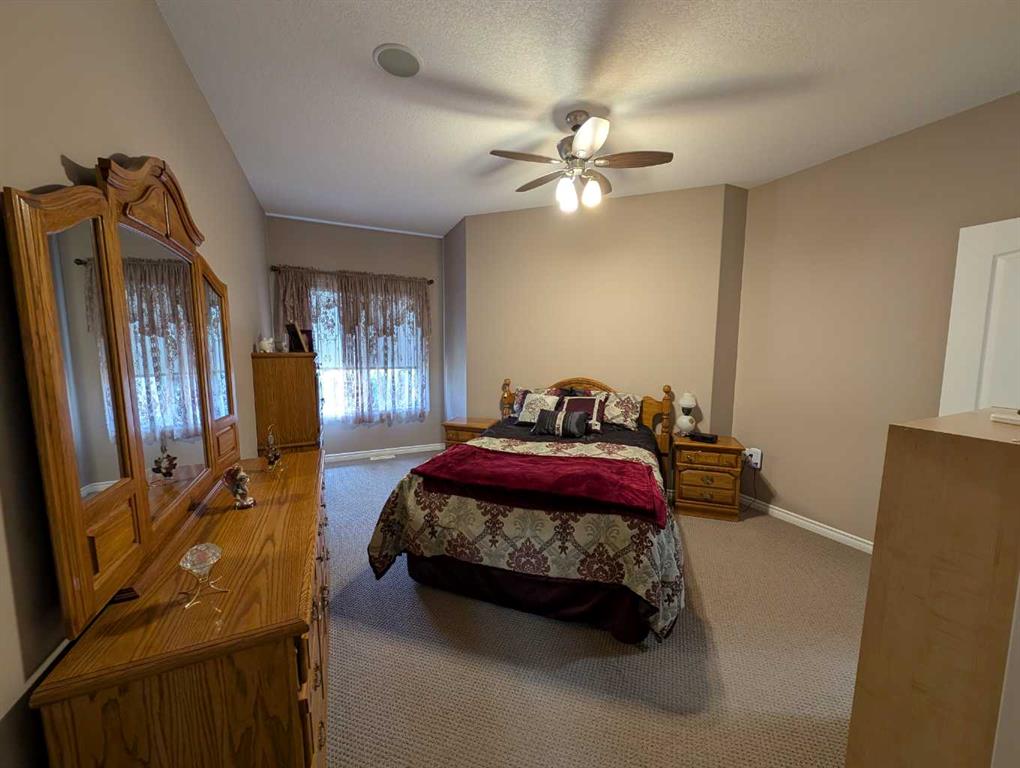 43 Desert Blume Crescent SW