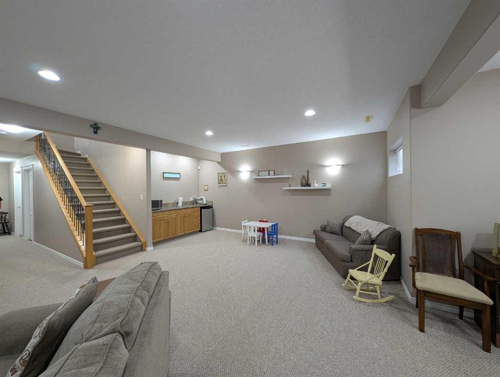 43 Desert Blume Crescent SW