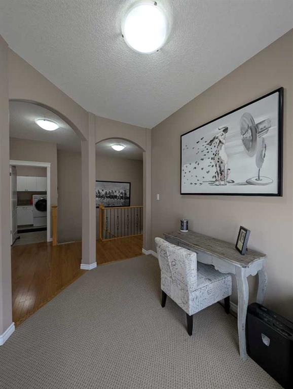 43 Desert Blume Crescent SW