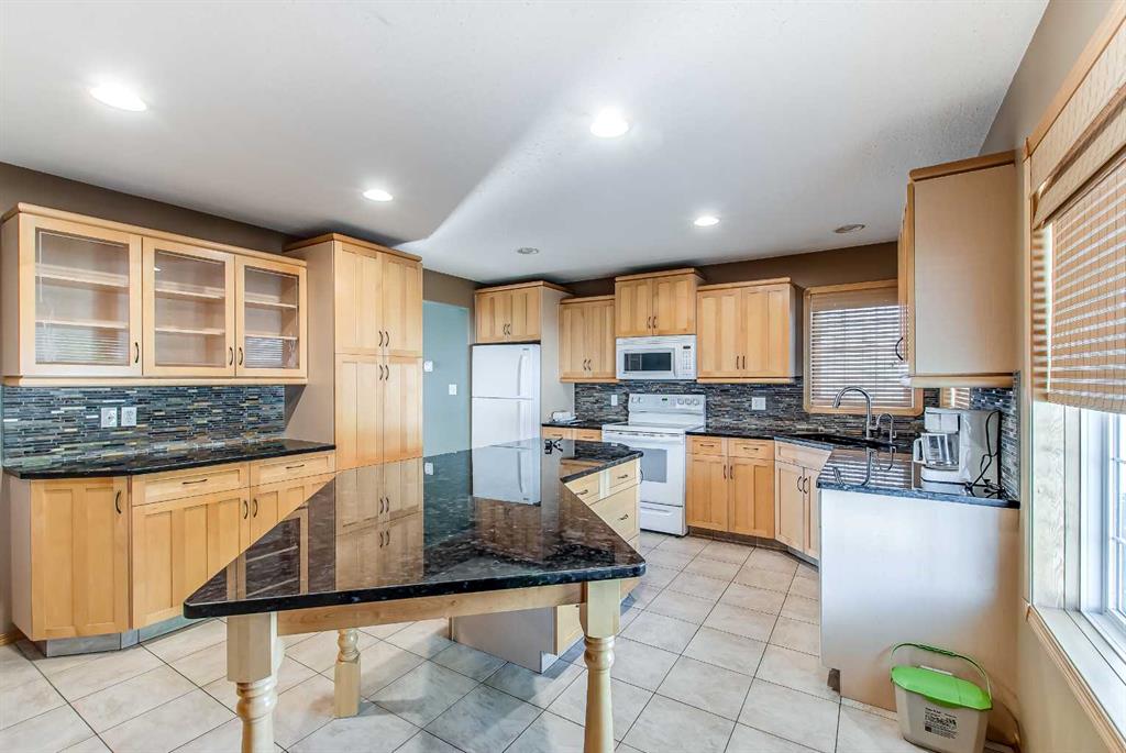87 Sunrise Road SW
