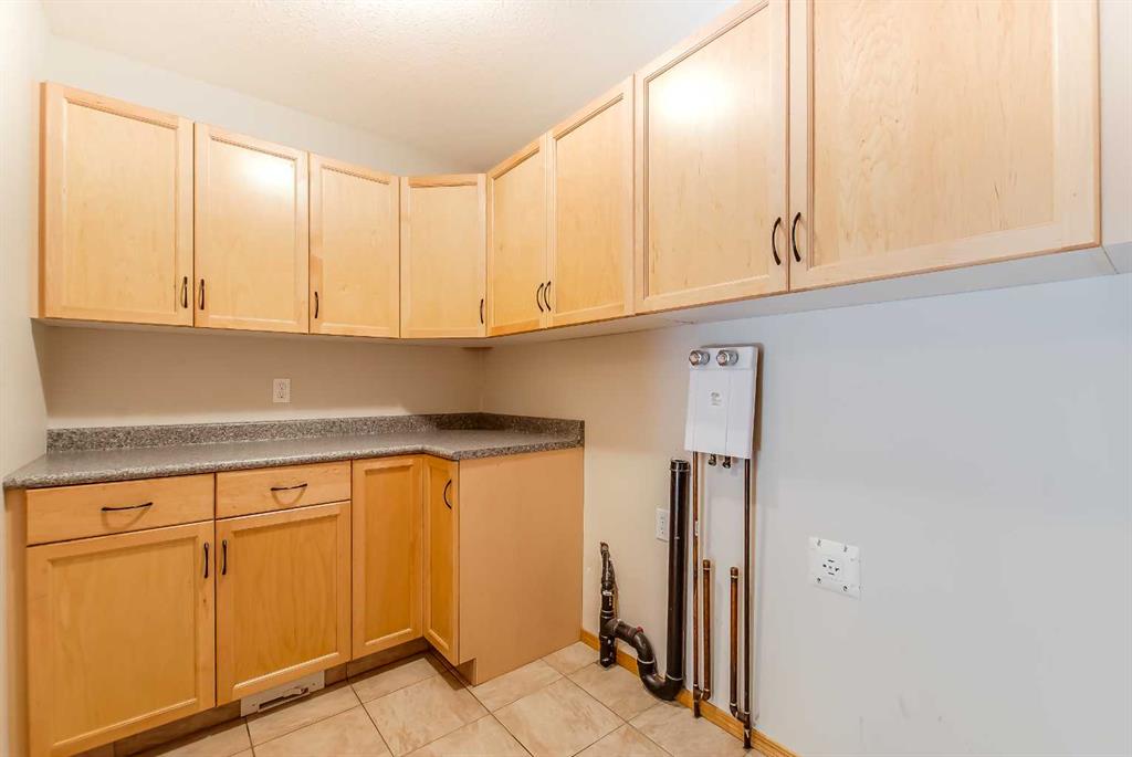 87 Sunrise Road SW