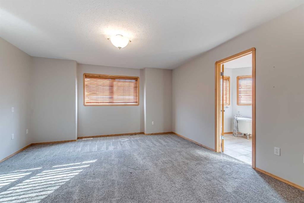 87 Sunrise Road SW