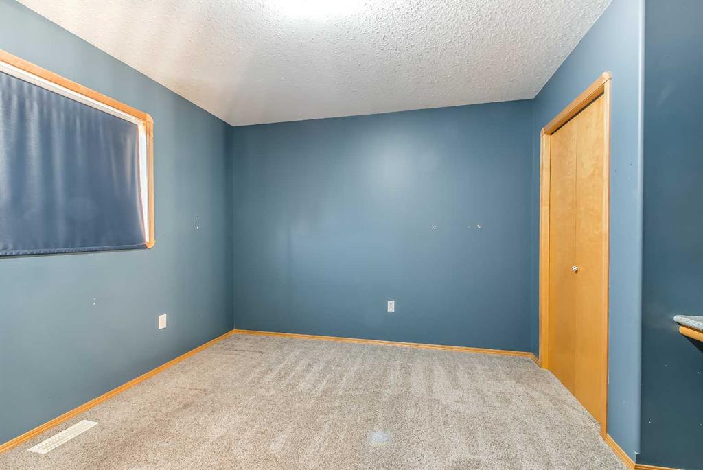 87 Sunrise Road SW